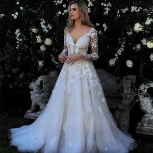 Selling my dream wedding dress!
